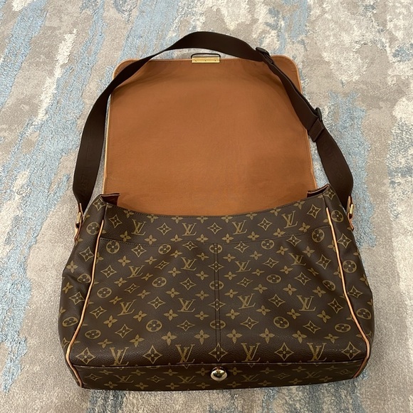 Louis Vuitton Shoulder/Crossbody Bag Abbesses Messenger - Picture 14 of 16